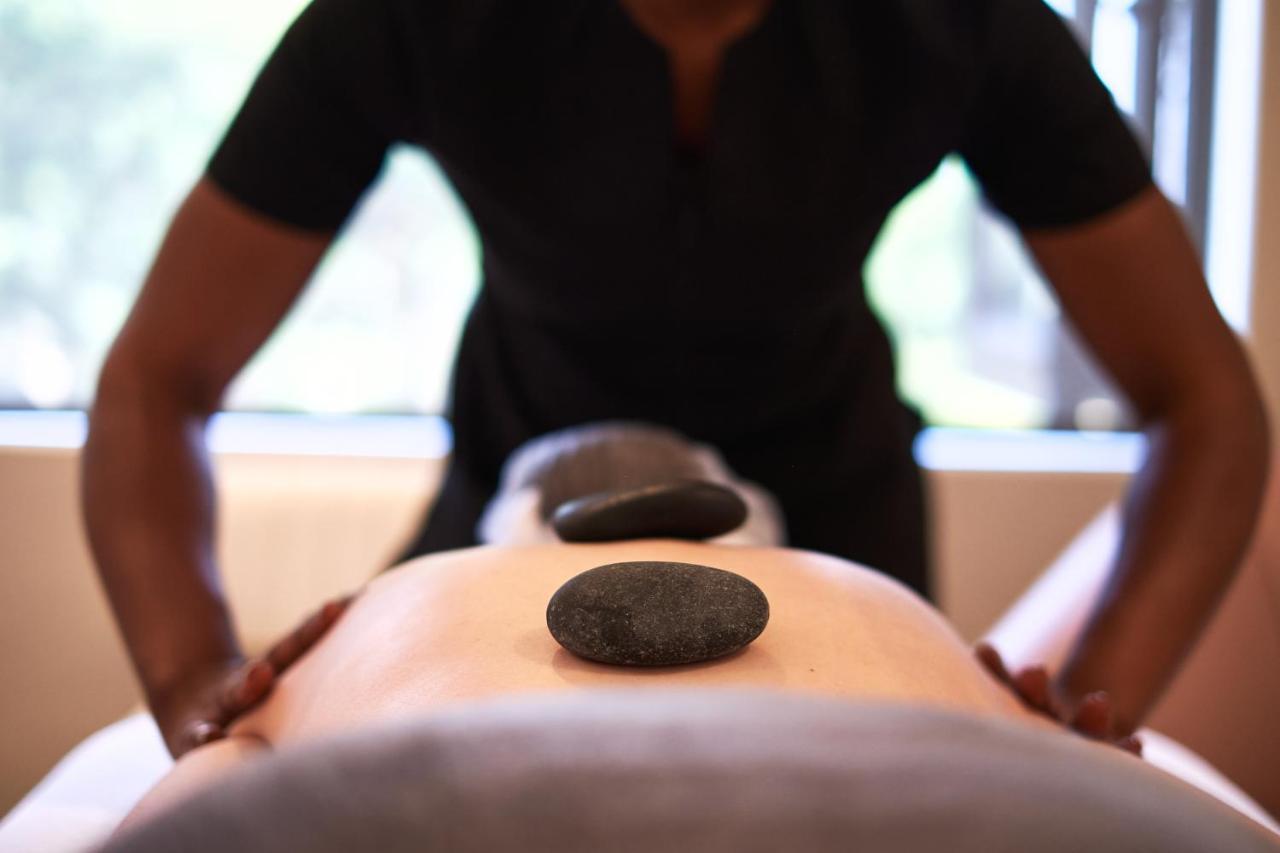Alluvia Boutique Winery & Luxury Accommodation Stellenbosch Exterior photo Hot stone massage