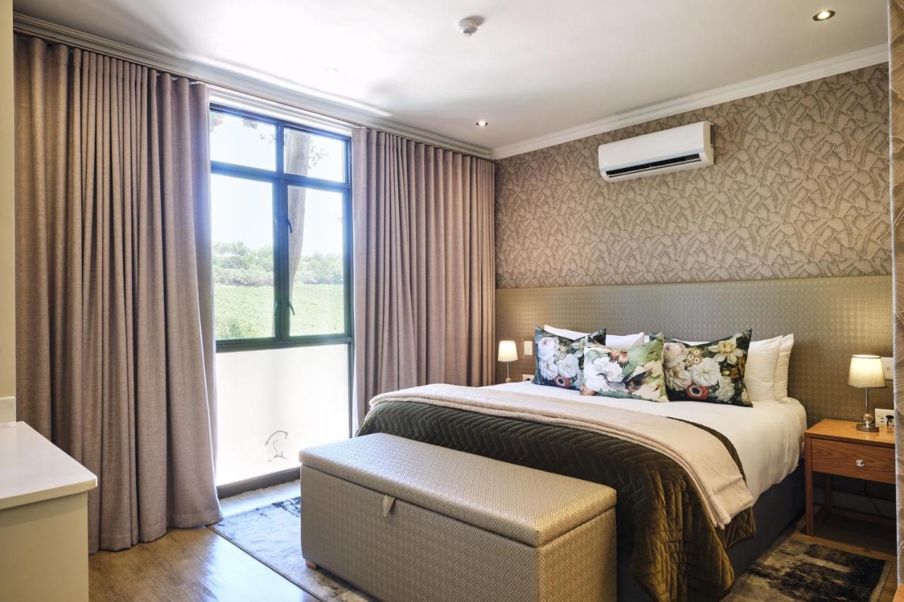 Alluvia Boutique Winery & Luxury Accommodation Stellenbosch Exterior photo